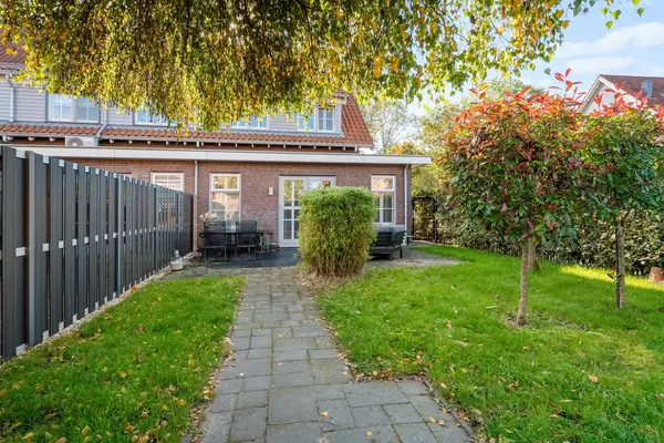 Mesdagstraat 30, RHOON