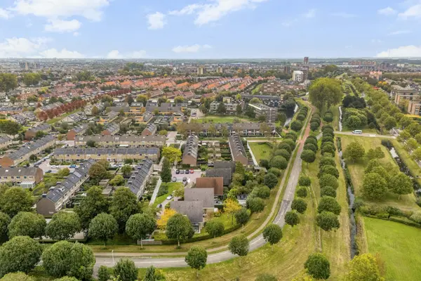 Lamoen 8, BARENDRECHT