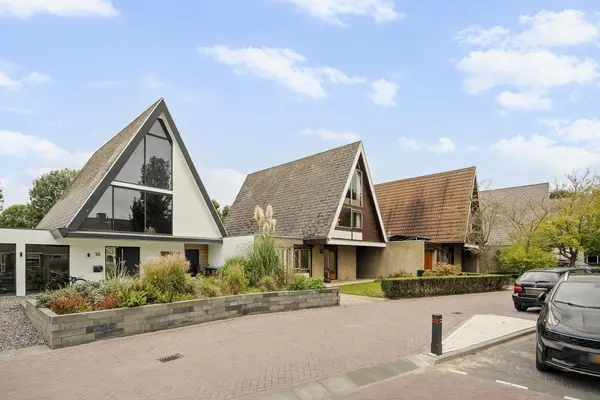 Lamoen 8, BARENDRECHT