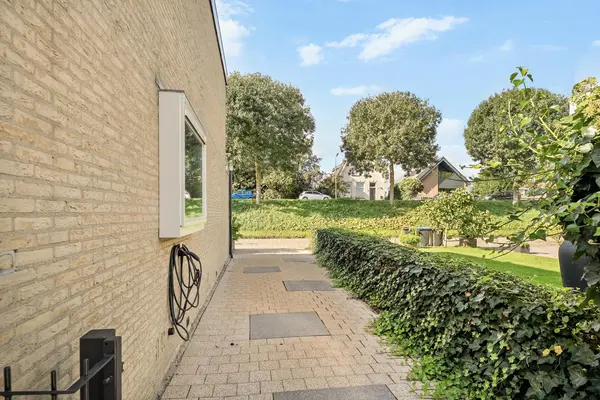 Bakkersdijk 25, BARENDRECHT