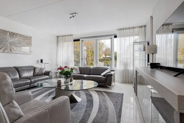 Van der Linden-akker 1, BARENDRECHT