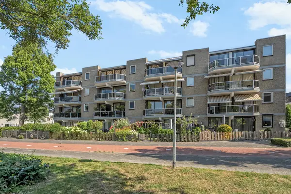 Van der Dussenvliet 51