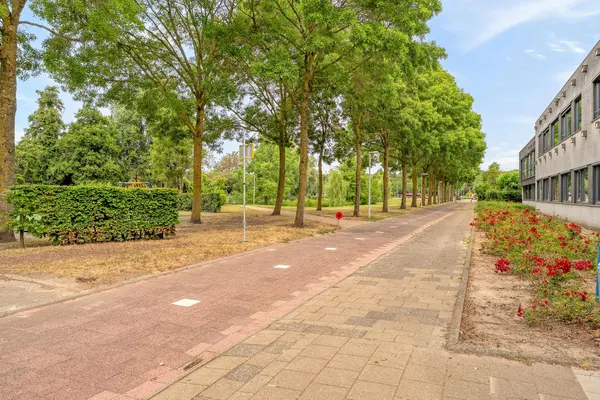 Helfrichstraat 5, BARENDRECHT