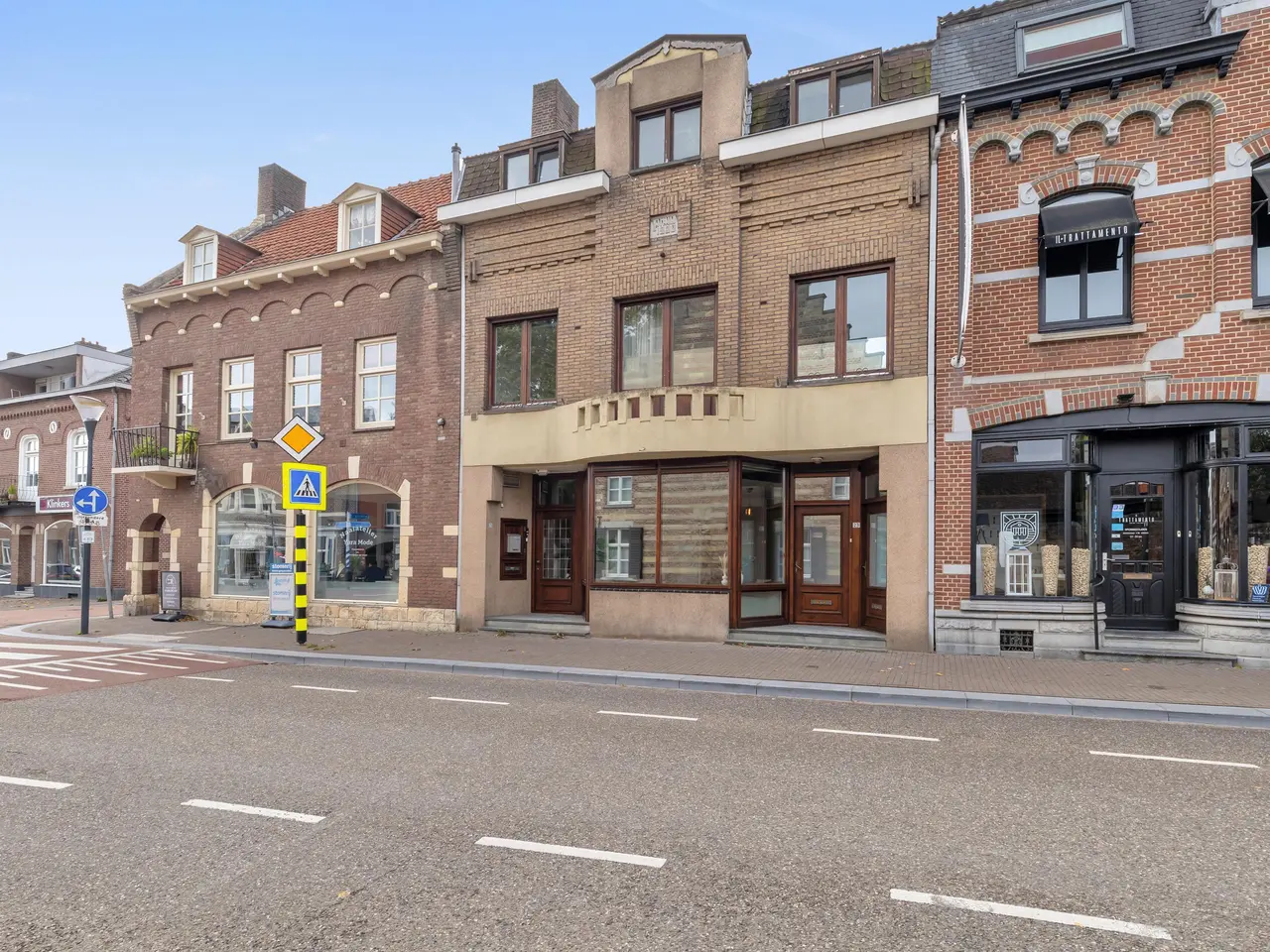 Raadhuisstraat 23