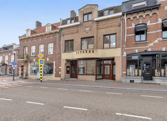 Raadhuisstraat 23