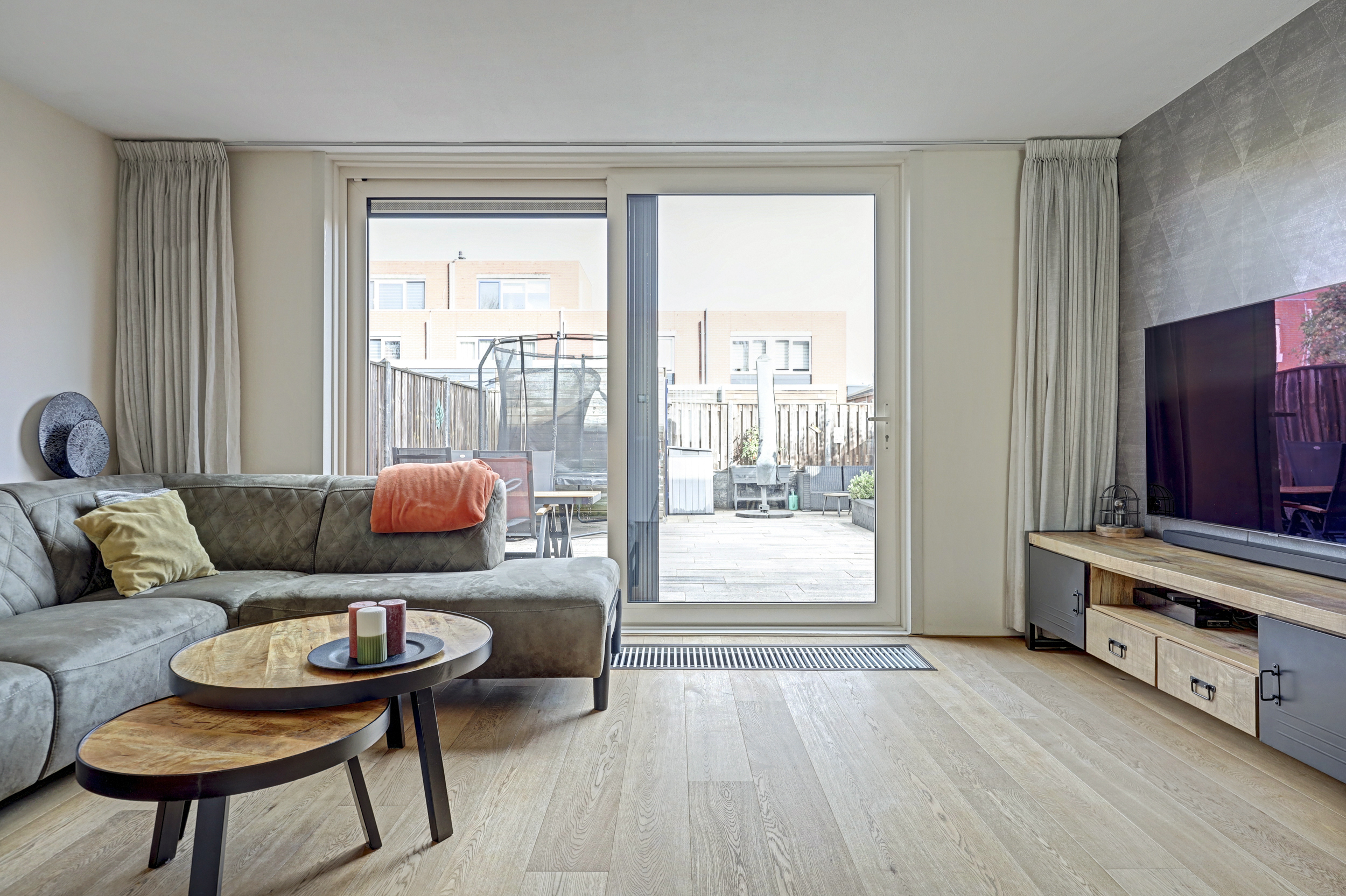 Hoekwoning te koop: Hoogvlietsekerksingel 408, Hoogvliet Rotterdam