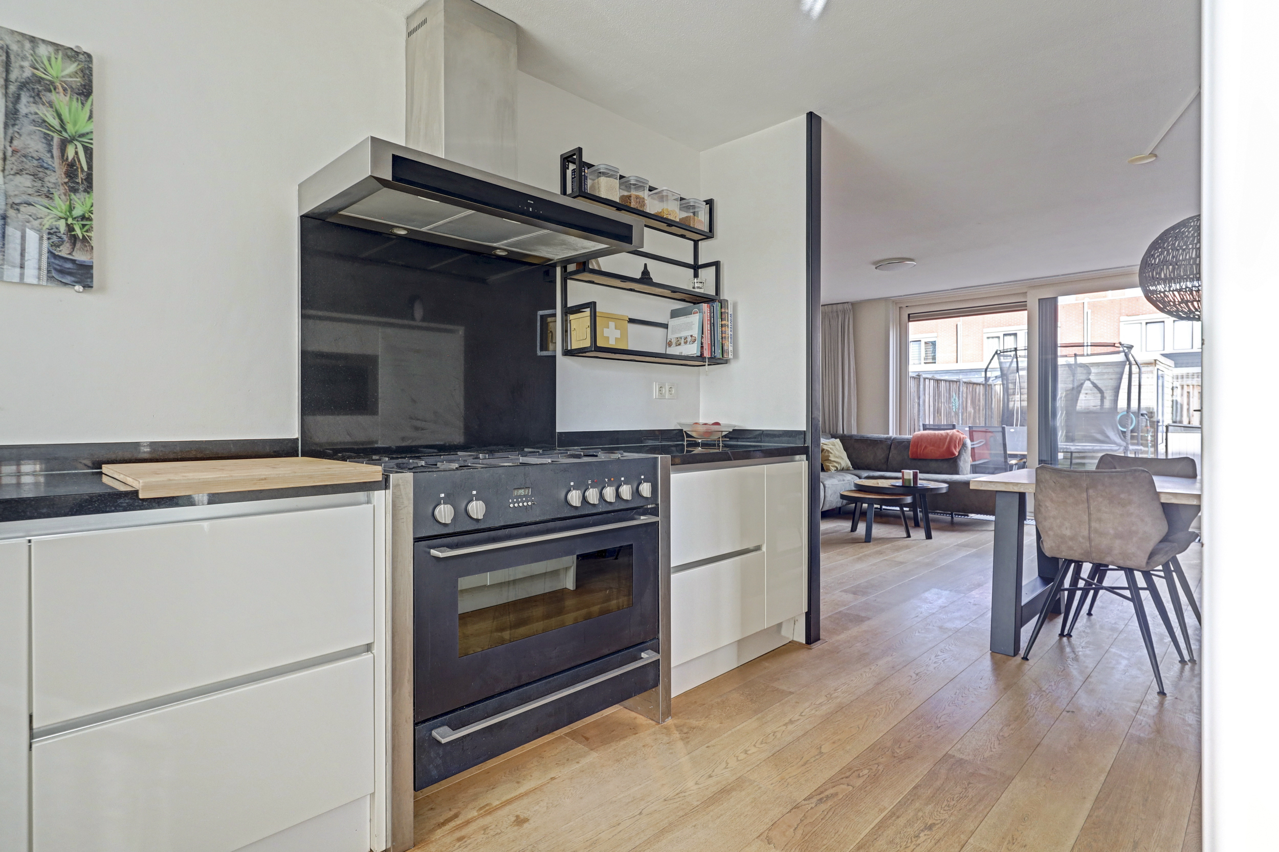 Hoekwoning te koop: Hoogvlietsekerksingel 408, Hoogvliet Rotterdam