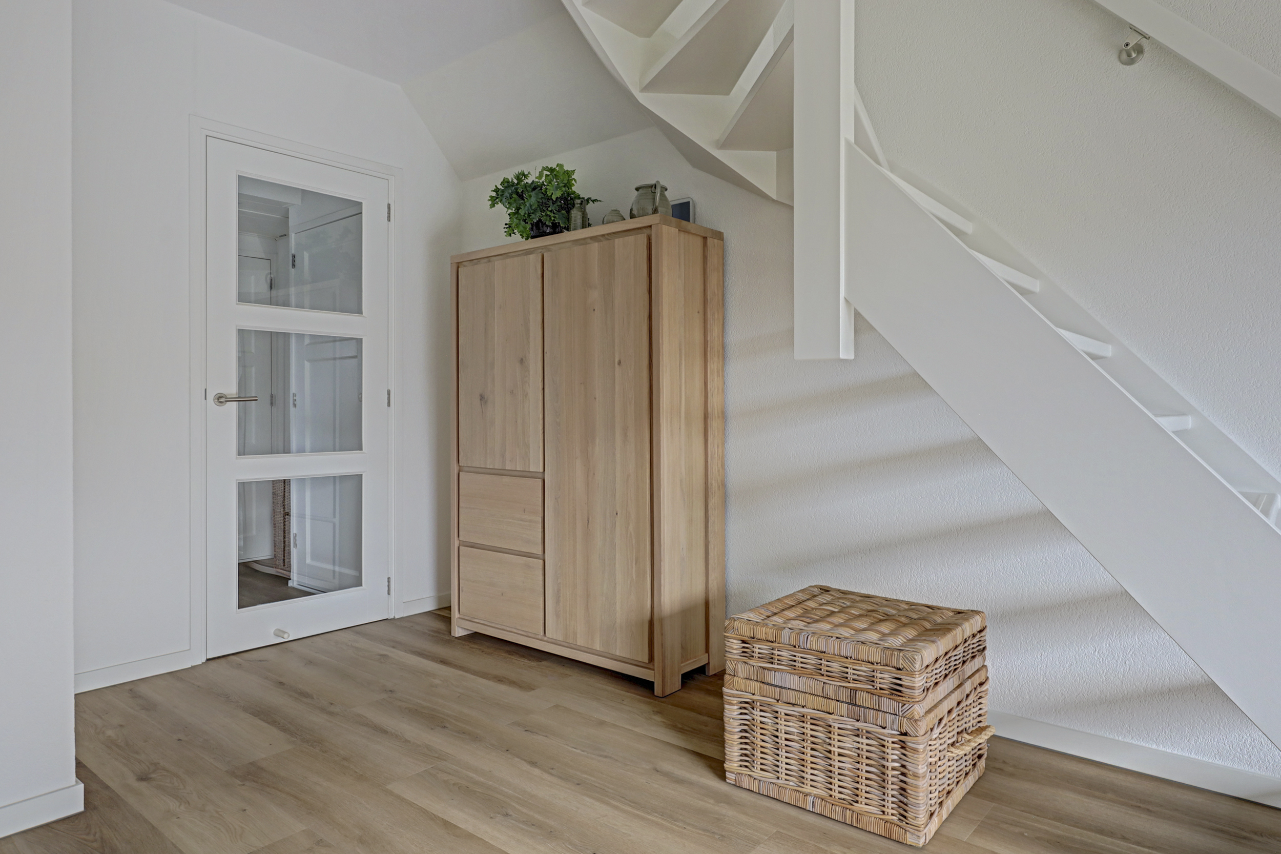 Tussenwoning te koop: Roek 11, Hoogvliet Rotterdam
