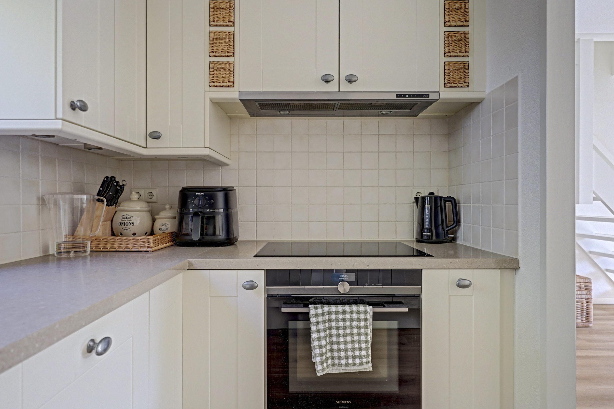 Tussenwoning te koop: Roek 11, Hoogvliet Rotterdam