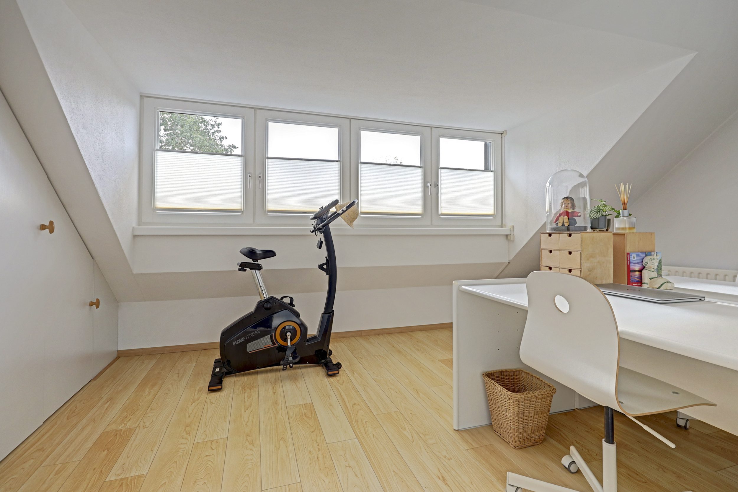 Tussenwoning te koop: Roek 11, Hoogvliet Rotterdam