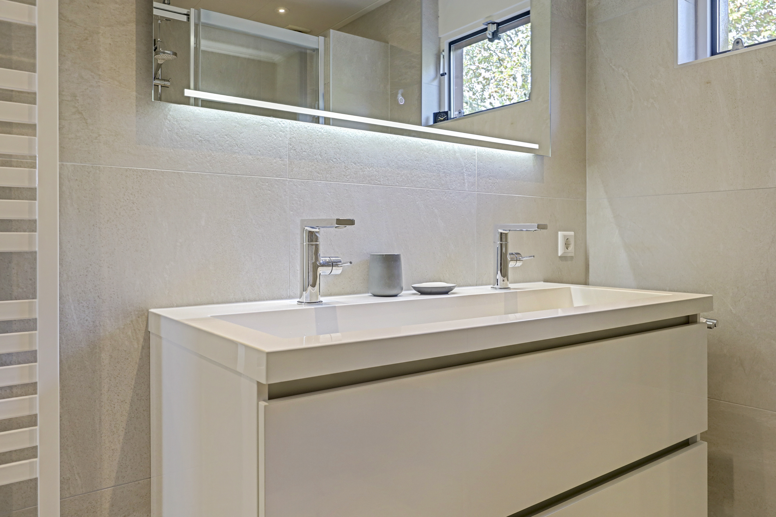 Tussenwoning te koop: Roek 11, Hoogvliet Rotterdam