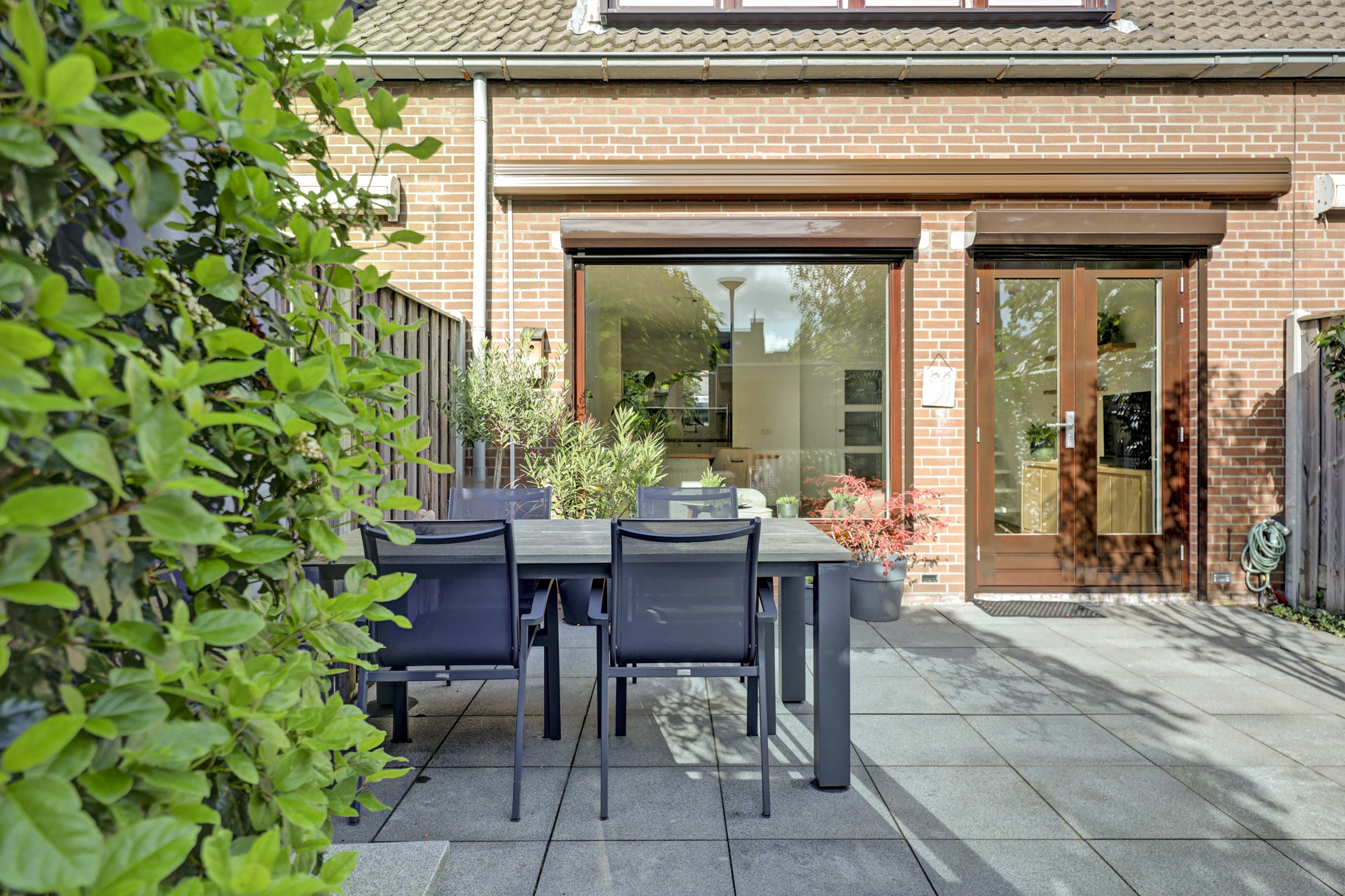 Tussenwoning te koop: Roek 11, Hoogvliet Rotterdam