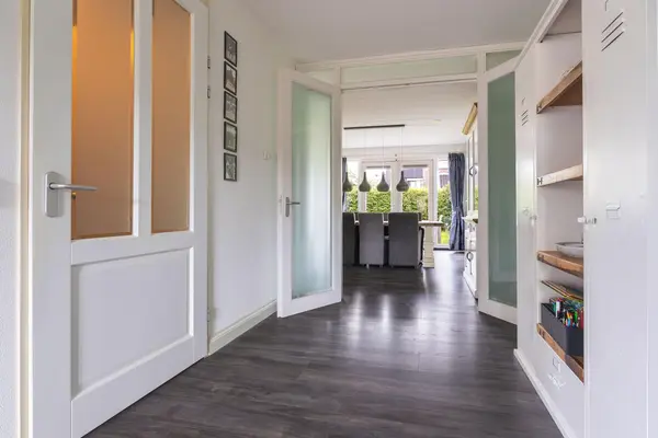 De Pauw 6, VENHUIZEN