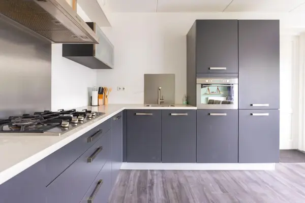 De Pauw 6, VENHUIZEN