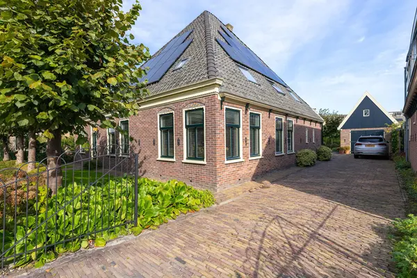 Kerkstraat 42, WOGNUM