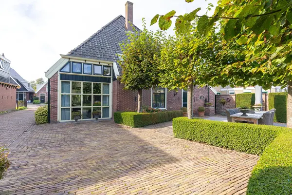 Kerkstraat 42, WOGNUM