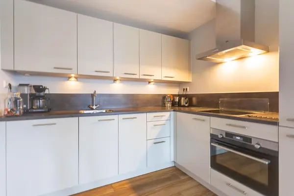 Zandsteen 79, HOORN