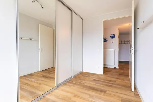 Zandsteen 79, HOORN