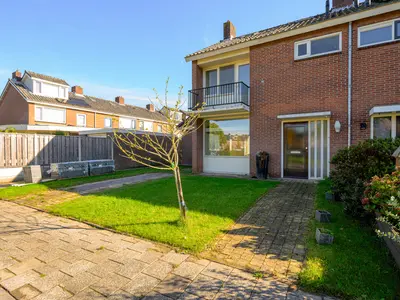Foto 4 van van Wijngaardenplein 1
