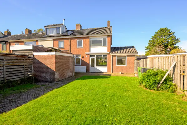 van Wijngaardenplein 1, HEERHUGOWAARD