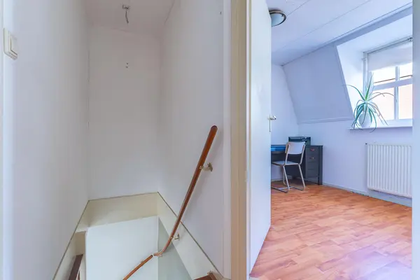Jeudje 6, HOORN