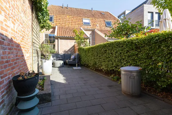 Jeudje 6, HOORN