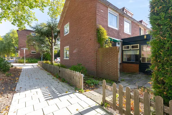 Eenhuizenstraat 23, HOORN