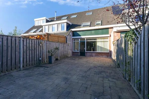Hondsdraf 58, ZWAAG