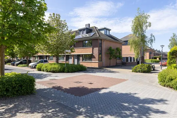 John Raedeckerhof 106