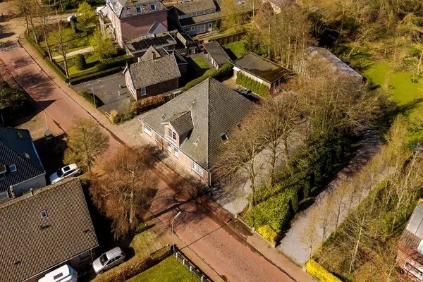 Midwouder Dorpsstraat 10