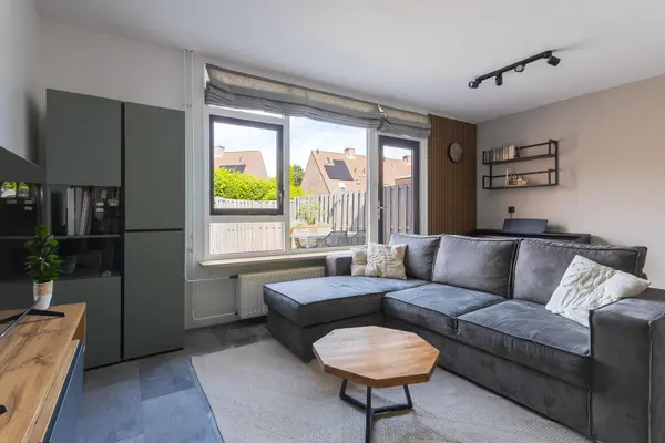 Patio 118, HOORN