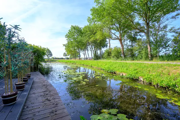Langeweide 249, ZUID-SCHARWOUDE