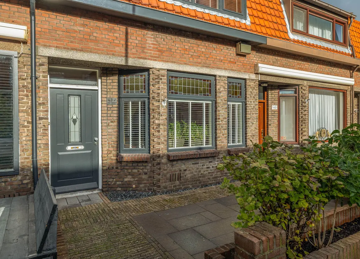 Duiventorenstraat 43