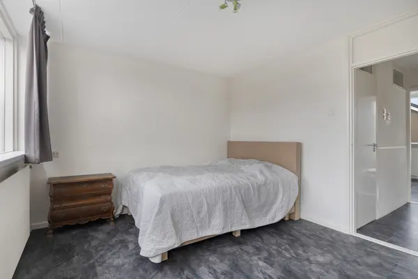 Groeneveldstraat 33, MONSTER