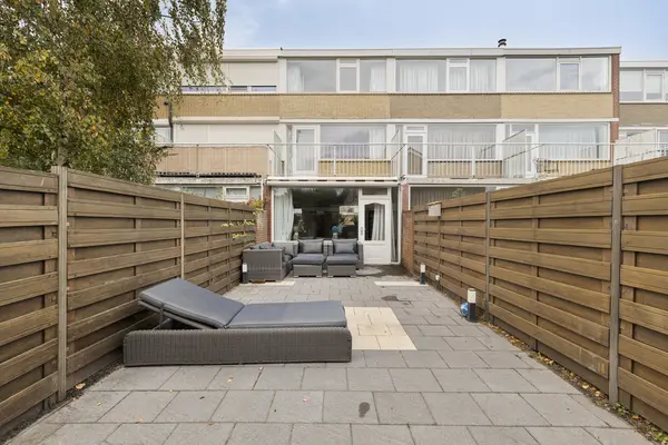 Groeneveldstraat 33, MONSTER