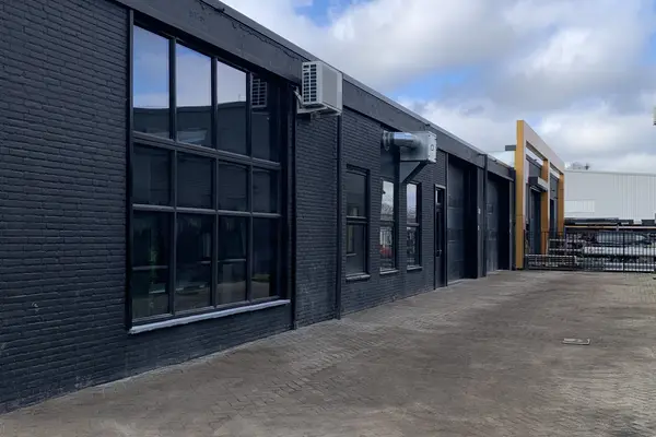 Parallelweg-Oost 82, Vlijmen