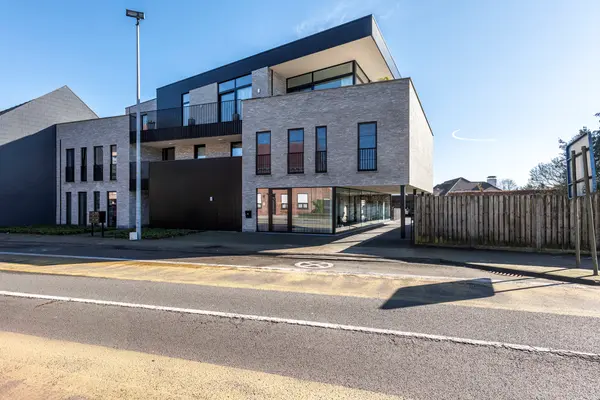 Dorp 10, Poppel