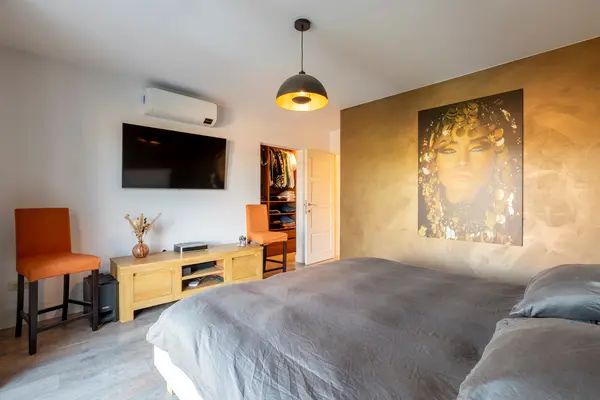 Raaftuinweg 34, Ravels