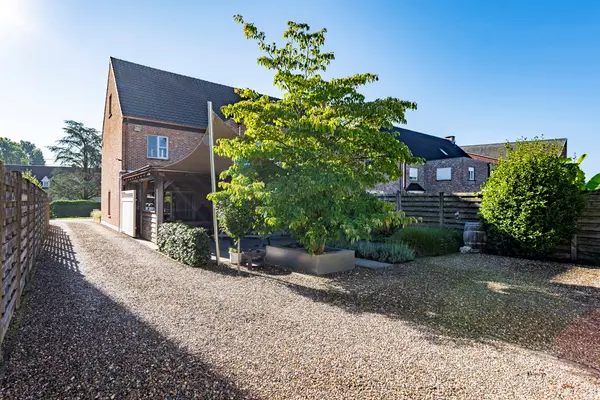 Raaftuinweg 34, Ravels