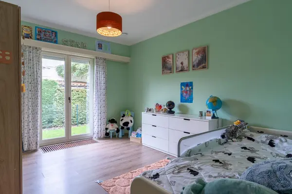 Oosteinde 23, Ravels