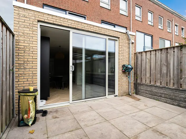 Van Ewijckstraat 28, Dordrecht