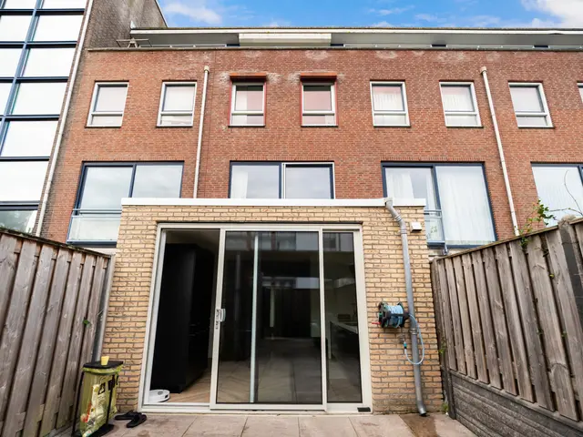 Van Ewijckstraat 28, Dordrecht