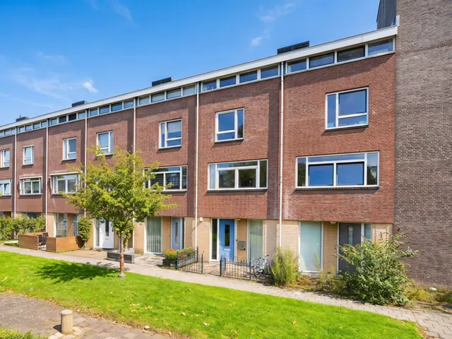 Van Ewijckstraat 28, Dordrecht