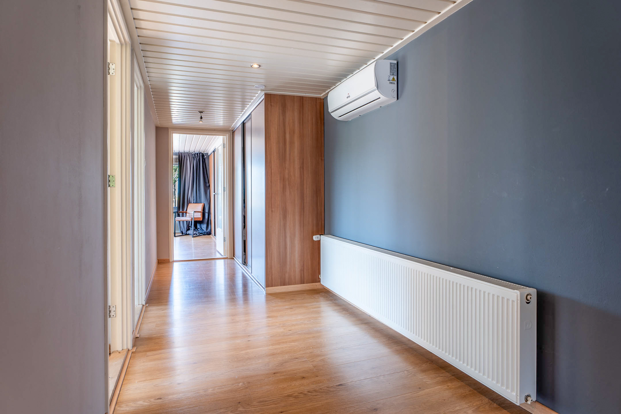 Twee-onder-één-kap te koop: Zuiddijk 44, Langeweg