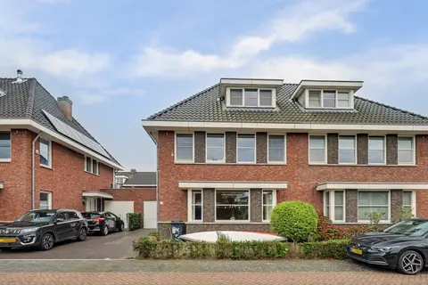 Etudestraat 7
