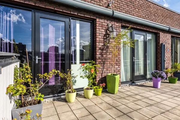 Sint-Jobskade 106, ROTTERDAM