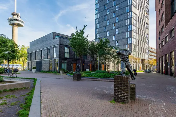 Sint-Jobskade 106, ROTTERDAM