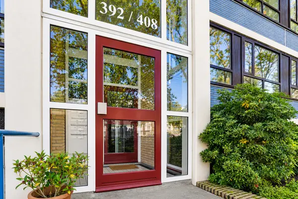 Landréstraat 406, 'S-GRAVENHAGE
