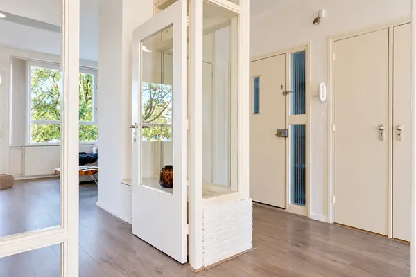 Landréstraat 406, 'S-GRAVENHAGE