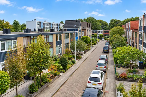 Leeuwerikstraat 16, ALBLASSERDAM